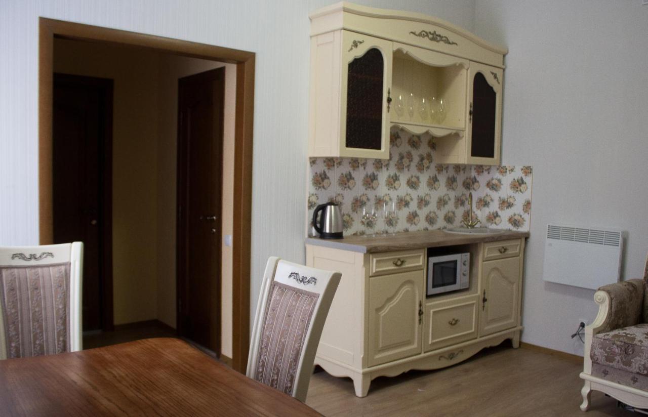 Арт-Готель "Династія" Bila Tserkva Exteriör bild